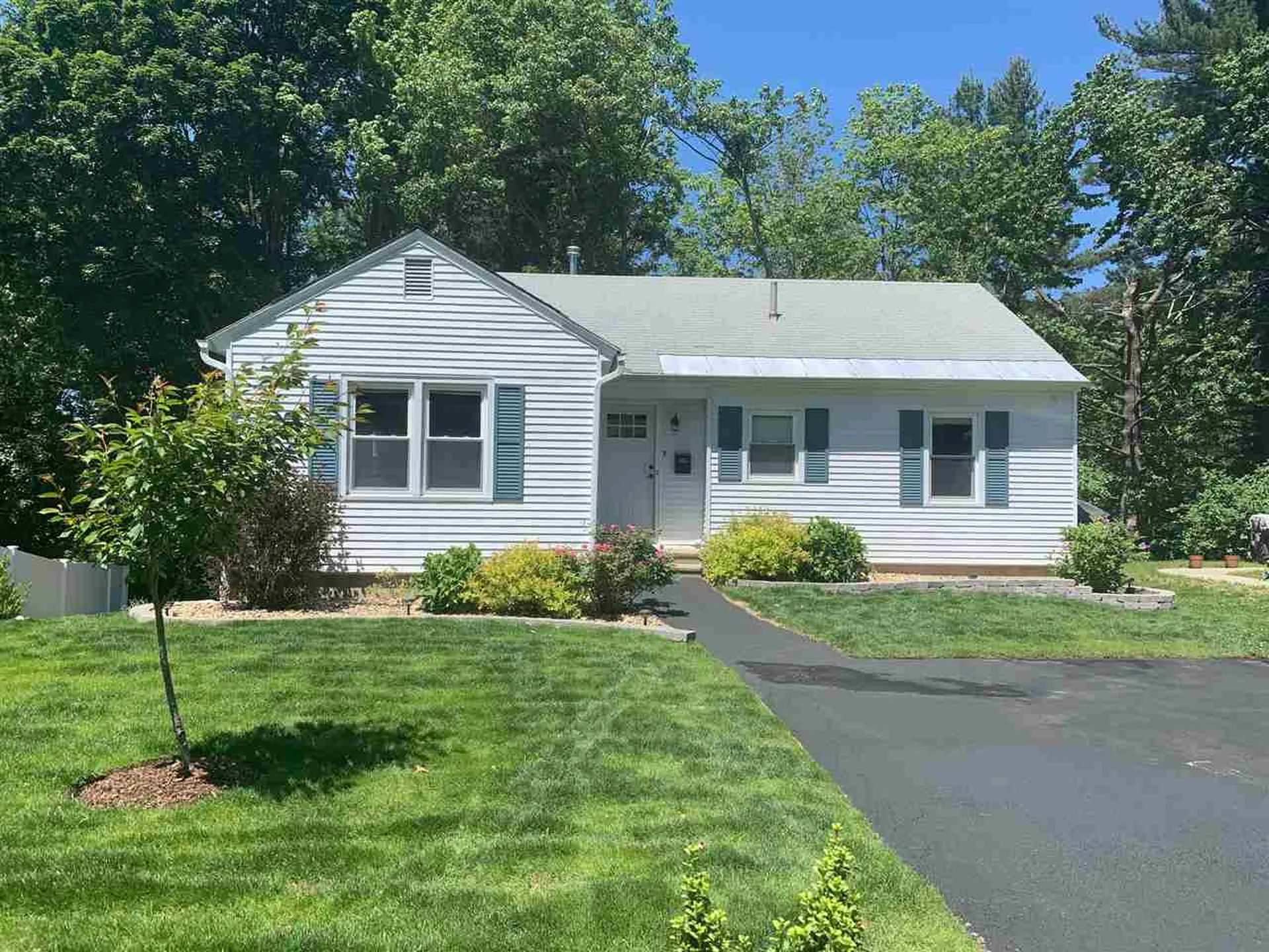 5 Edith Avenue Nashua NH 03064