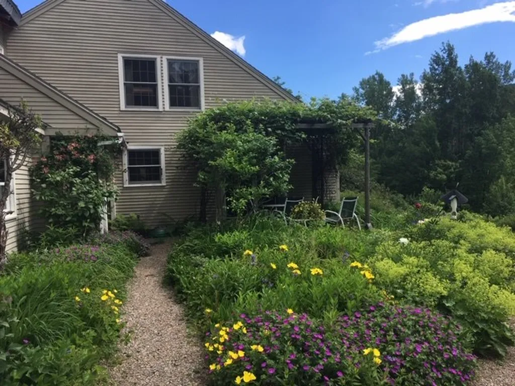 886 West Hill Road Warren VT 05674