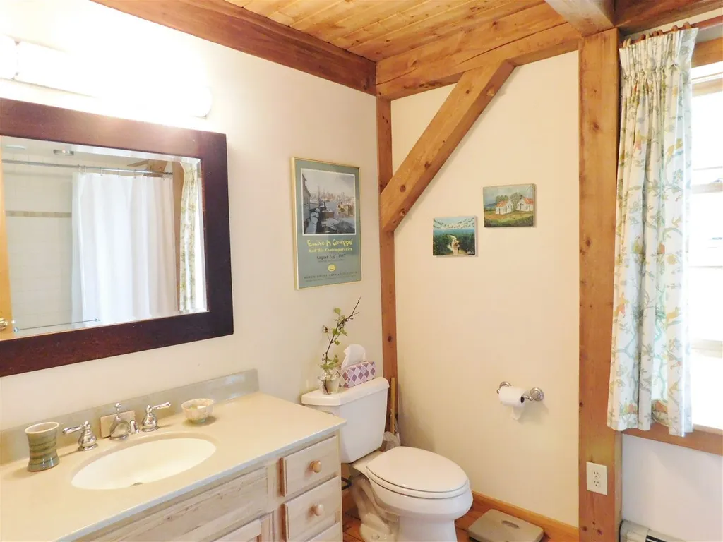 886 West Hill Road Warren VT 05674