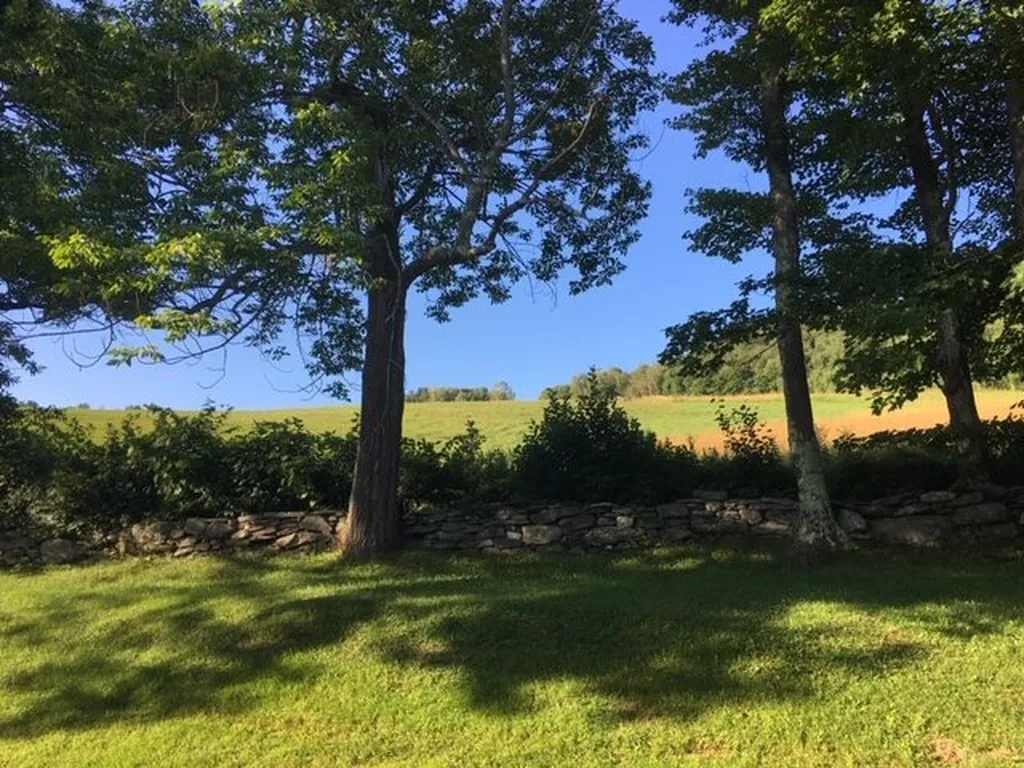 886 West Hill Road Warren VT 05674