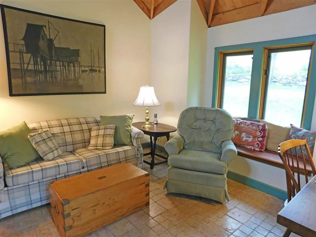 886 West Hill Road Warren VT 05674