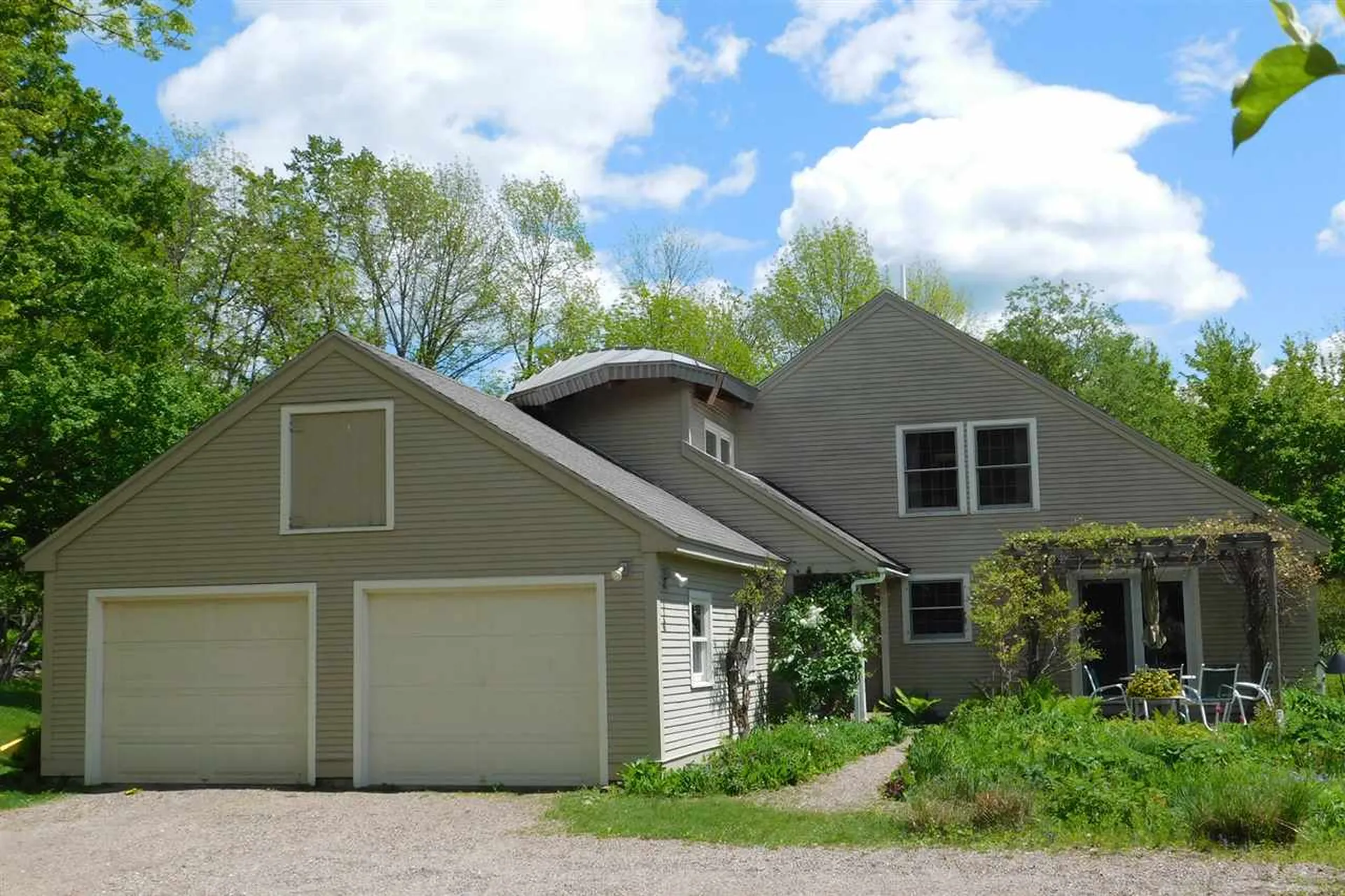 886 West Hill Road Warren VT 05674