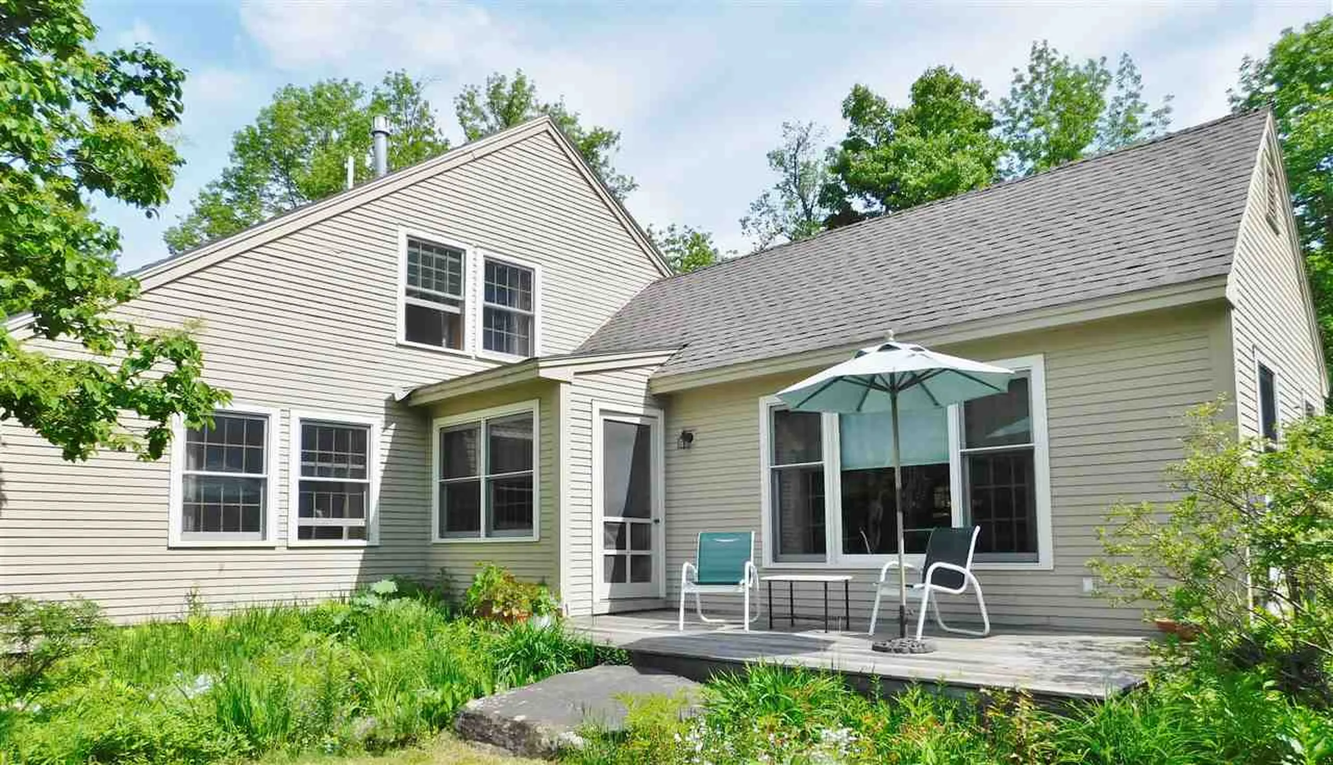886 West Hill Road Warren VT 05674