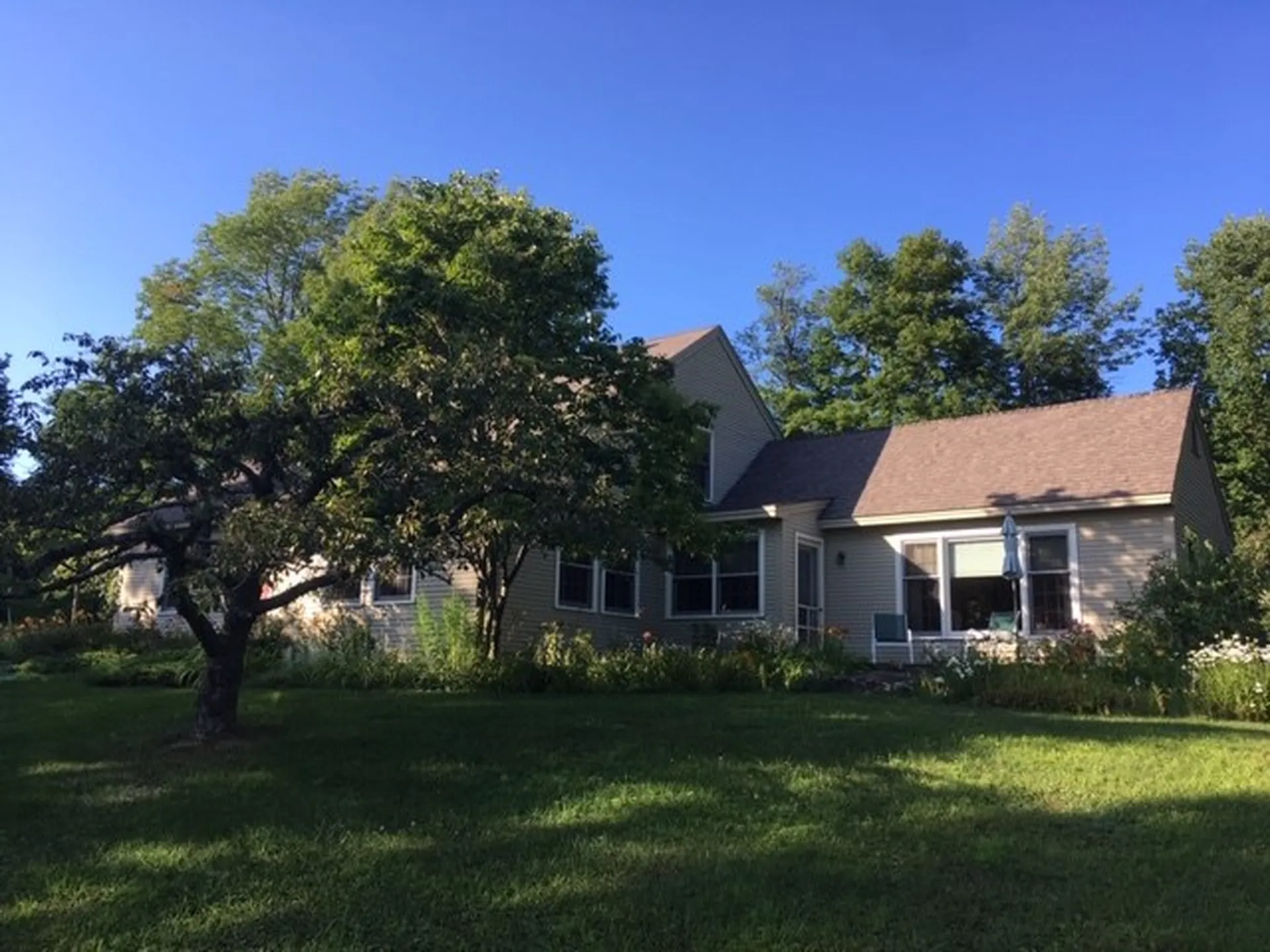 886 West Hill Road Warren VT 05674