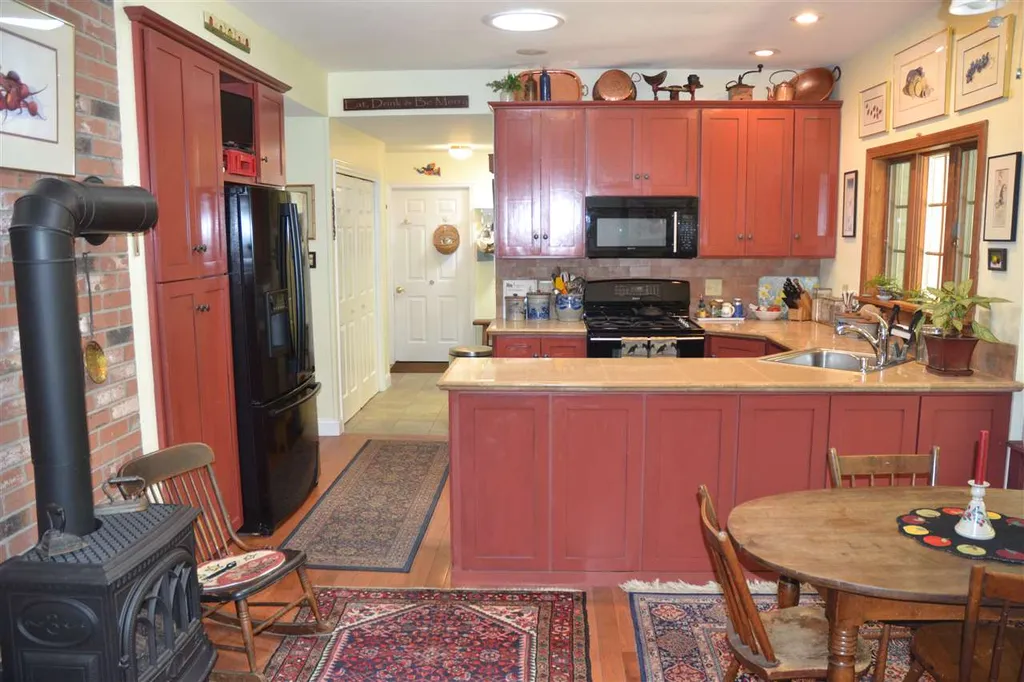 3 Applewood Drive Wolfeboro NH 03894