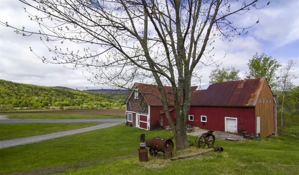 666 Vt Route 15 E Johnson VT 05656