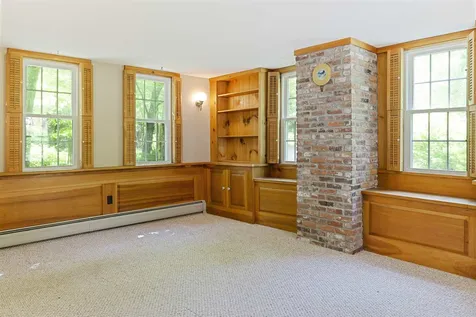 14 Bunker Hill Road Wilmot NH 03287