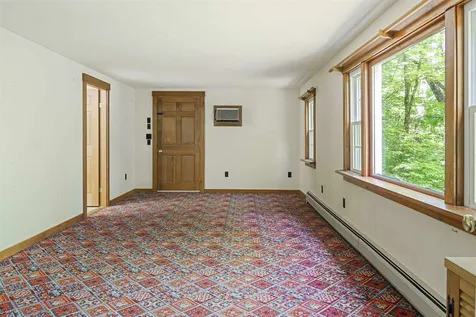 14 Bunker Hill Road Wilmot NH 03287