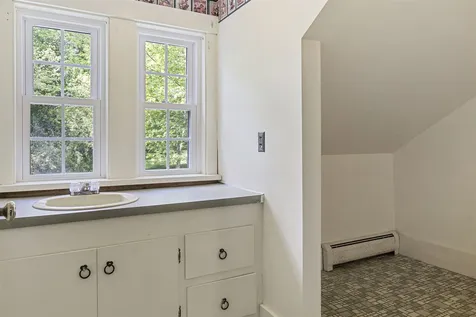 14 Bunker Hill Road Wilmot NH 03287