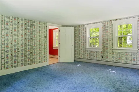 14 Bunker Hill Road Wilmot NH 03287