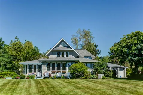 28 Foxcross Circle Concord NH 03301