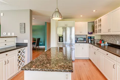 28 Foxcross Circle Concord NH 03301