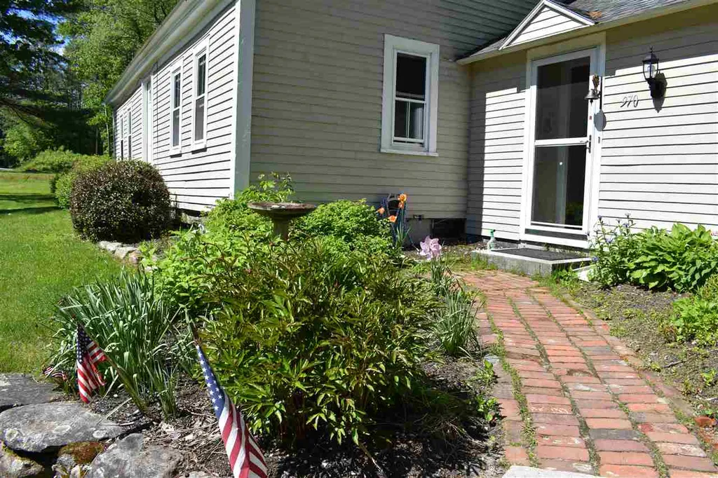 970 Main Street Grafton NH 03240