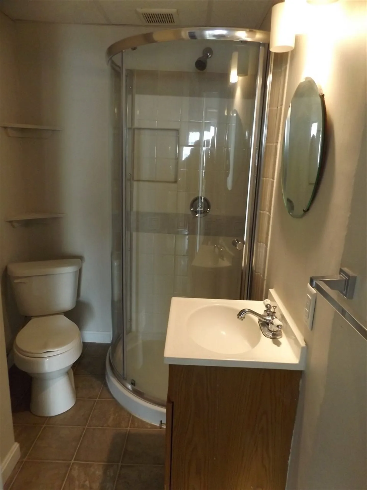 6 Kinsley Street Nashua NH 03060