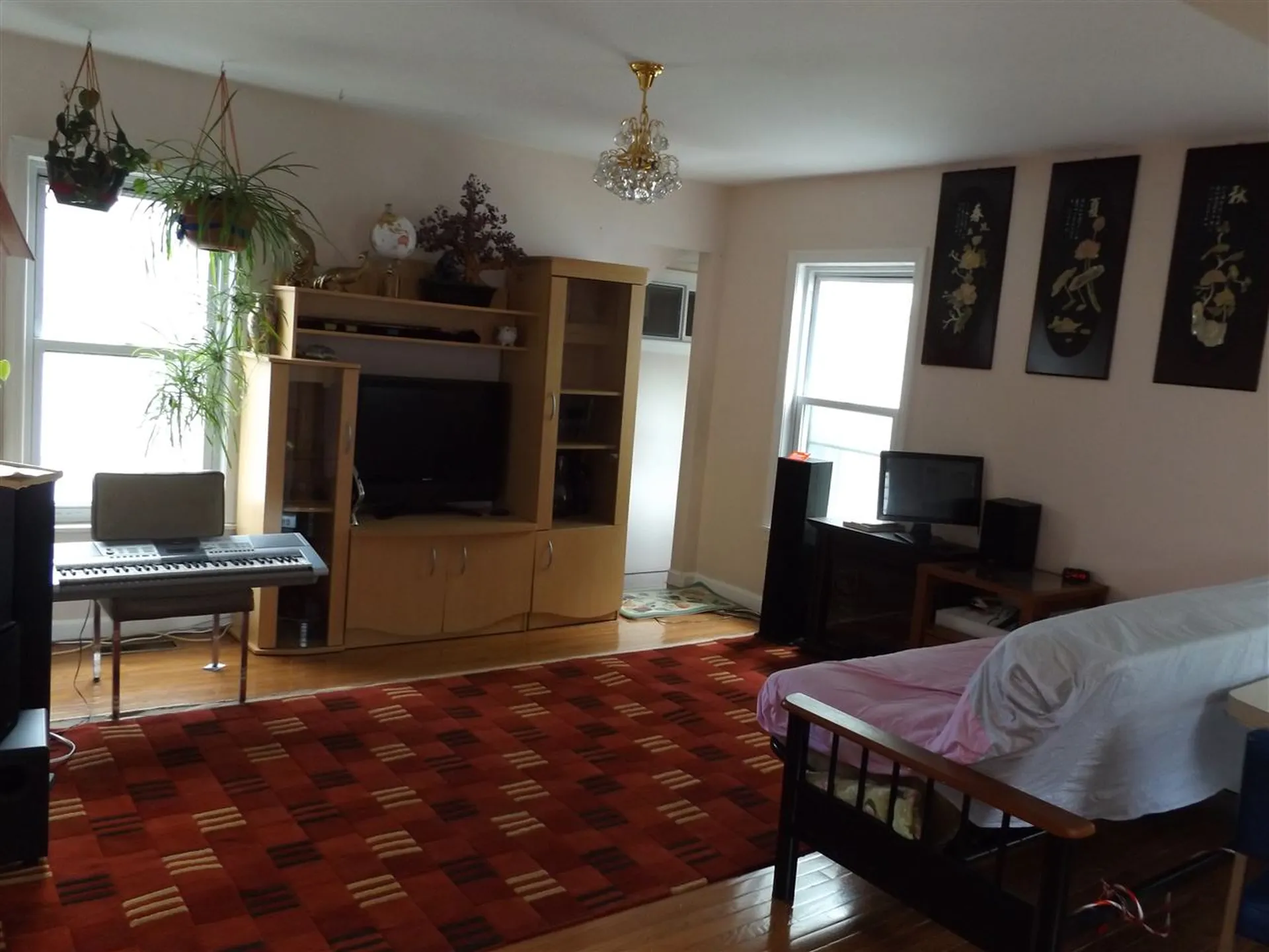 6 Kinsley Street Nashua NH 03060