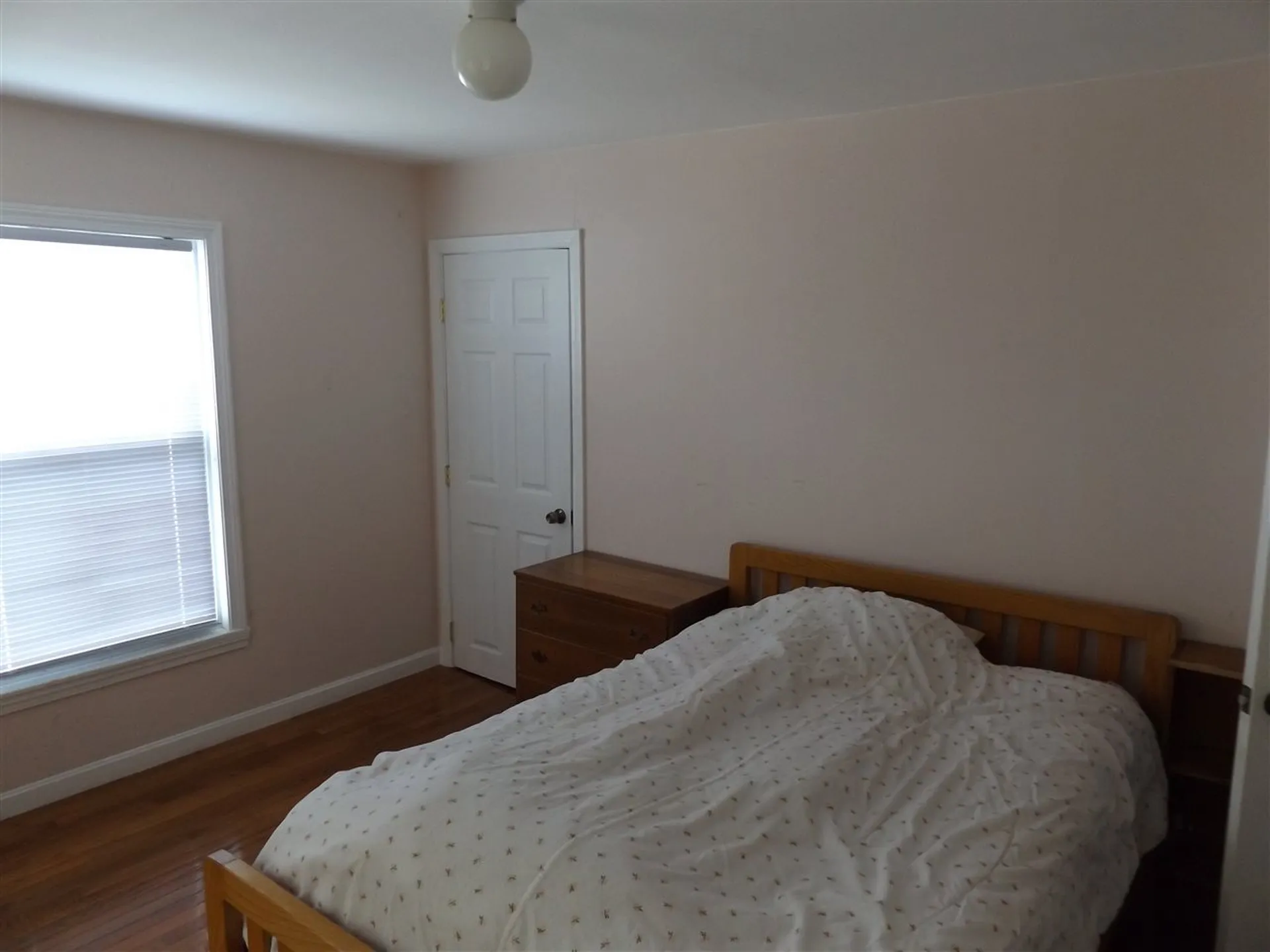 6 Kinsley Street Nashua NH 03060