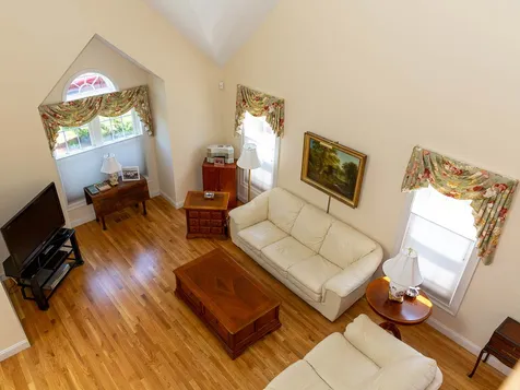 107 Hampton Meadow Hampton NH 03842