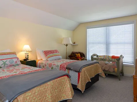 107 Hampton Meadow Hampton NH 03842