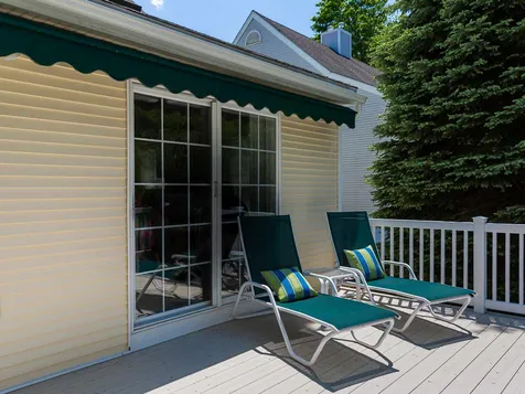 107 Hampton Meadow Hampton NH 03842
