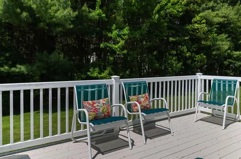 107 Hampton Meadow Hampton NH 03842