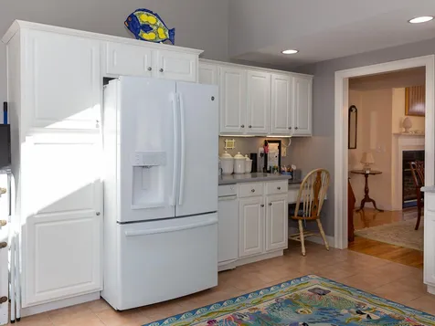 107 Hampton Meadow Hampton NH 03842
