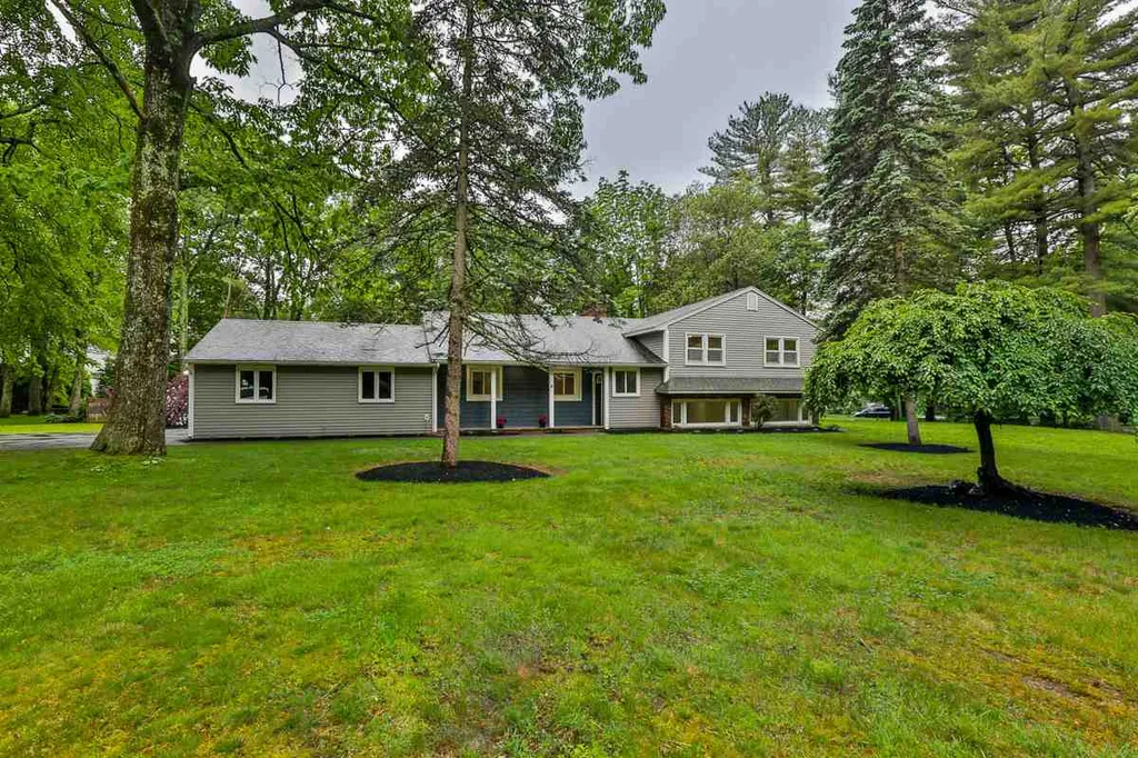 4 Driftwood Road Derry NH 03038