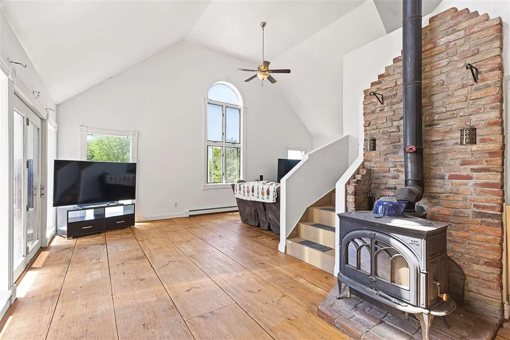 485 Pickering Road Rochester NH 03867