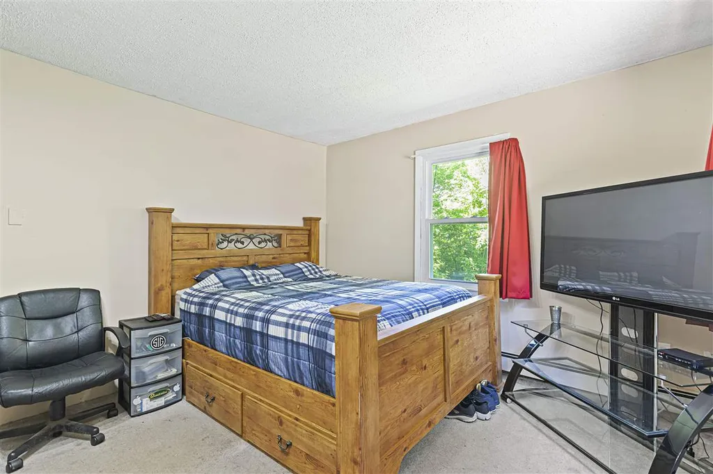 485 Pickering Road Rochester NH 03867