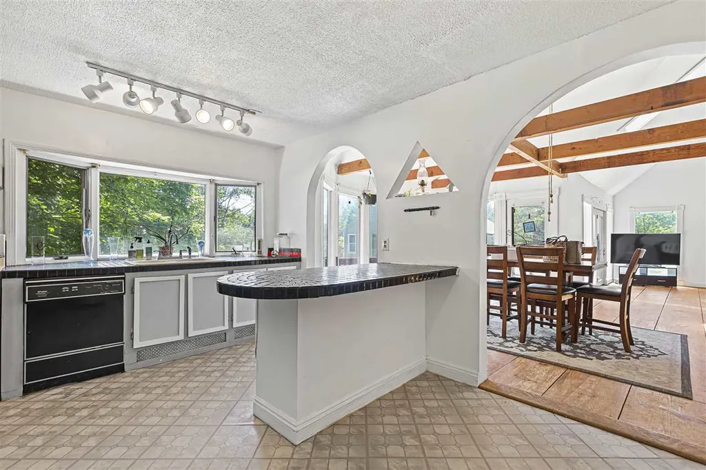 485 Pickering Road Rochester NH 03867