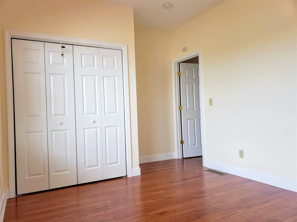 6 Rae Brook Road Hooksett NH 03106