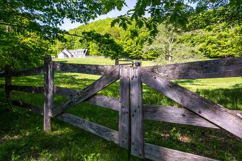 982 Old Stage Road Chester VT 05143
