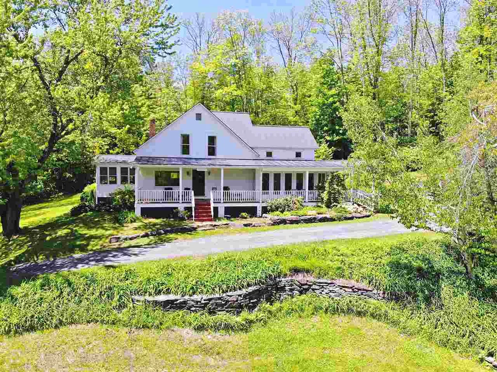 790 West Hill Road Warren VT 05674