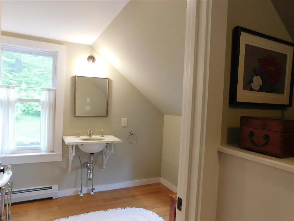 790 West Hill Road Warren VT 05674