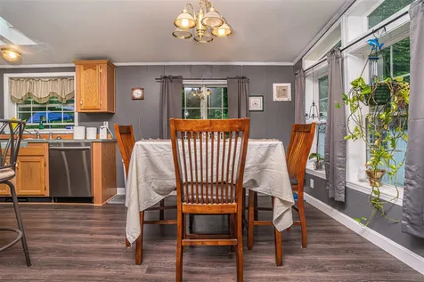 19 Hawaii Lane Rochester NH 03867