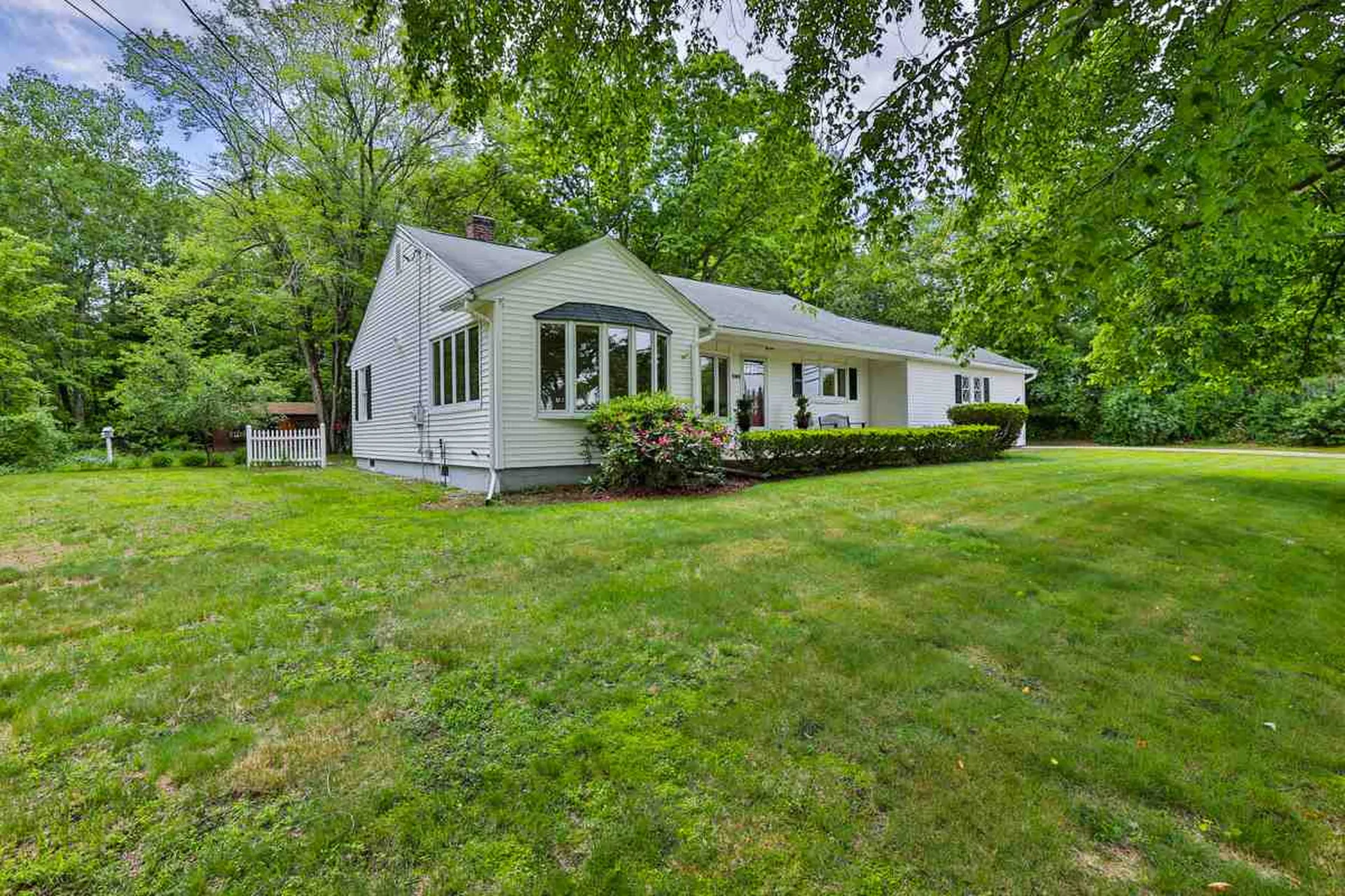 690 Goffstown Road Manchester NH 03102