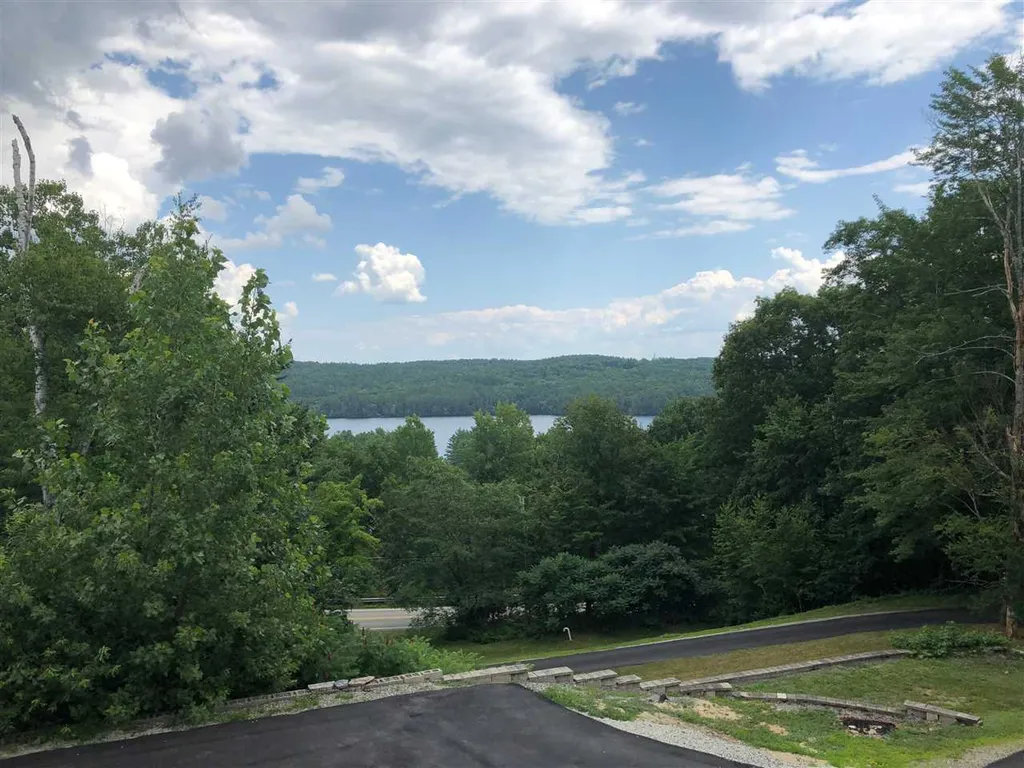 25 Carter Hill Road Concord NH 03303
