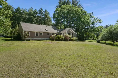 5 Locke Mill Drive Litchfield NH 03052