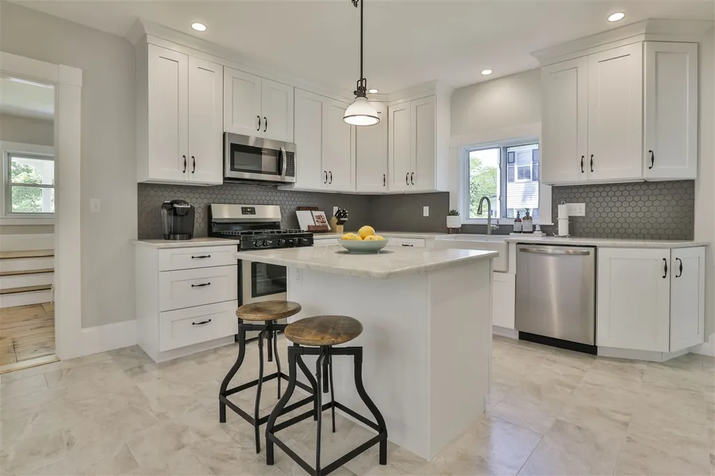 95 Amherst Street Milford NH 03055