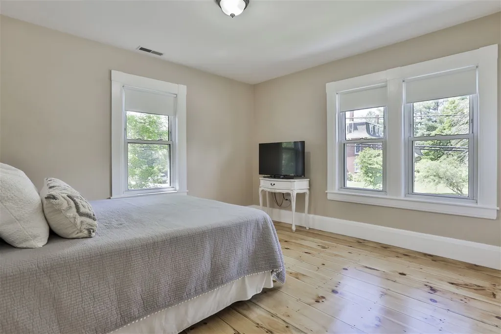 95 Amherst Street Milford NH 03055