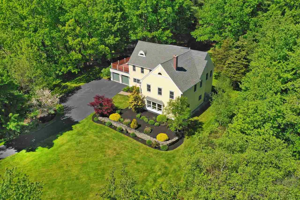 44 Pioneer Road Rye NH 03870