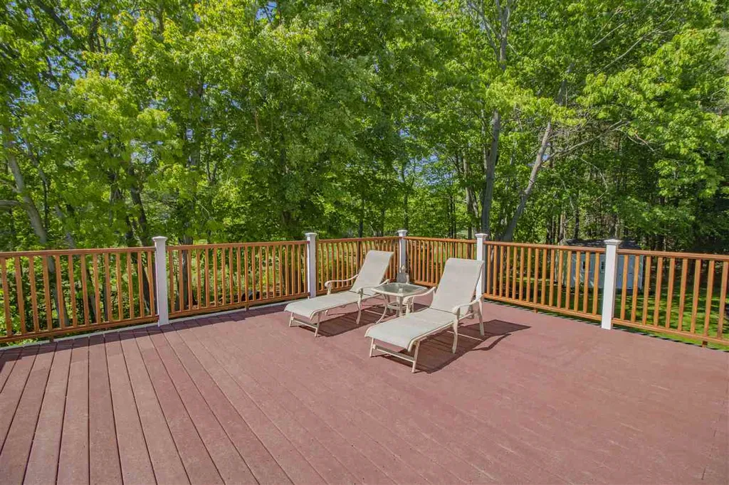 44 Pioneer Road Rye NH 03870