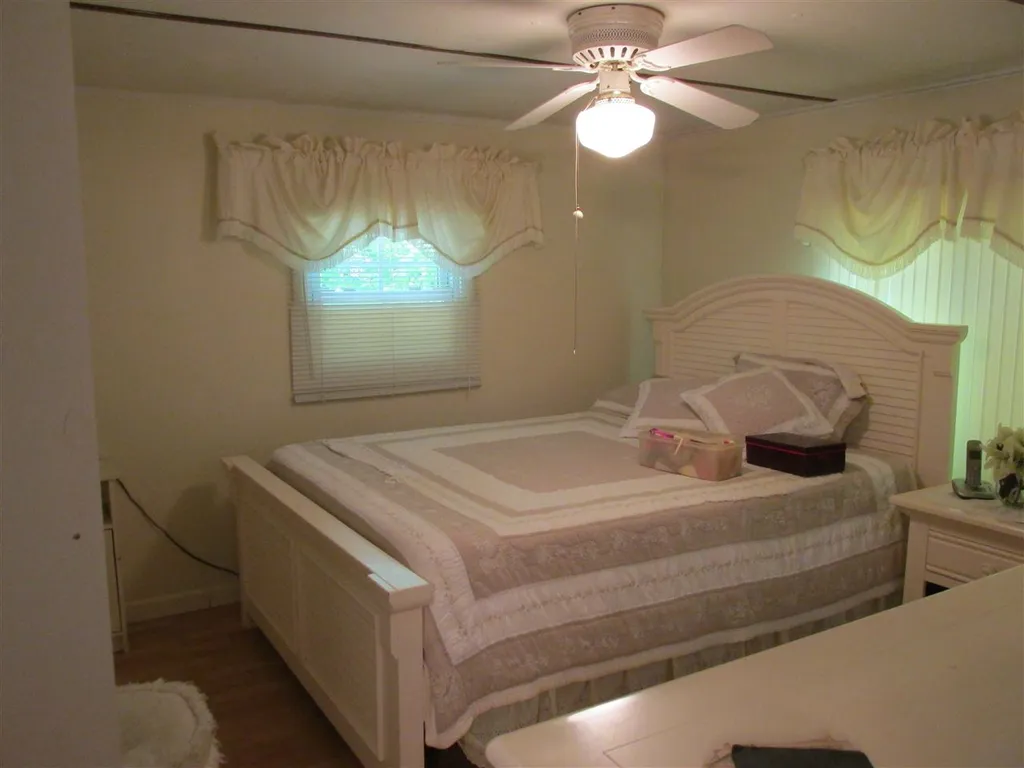 2433 Tatnic Road Wells ME 04090