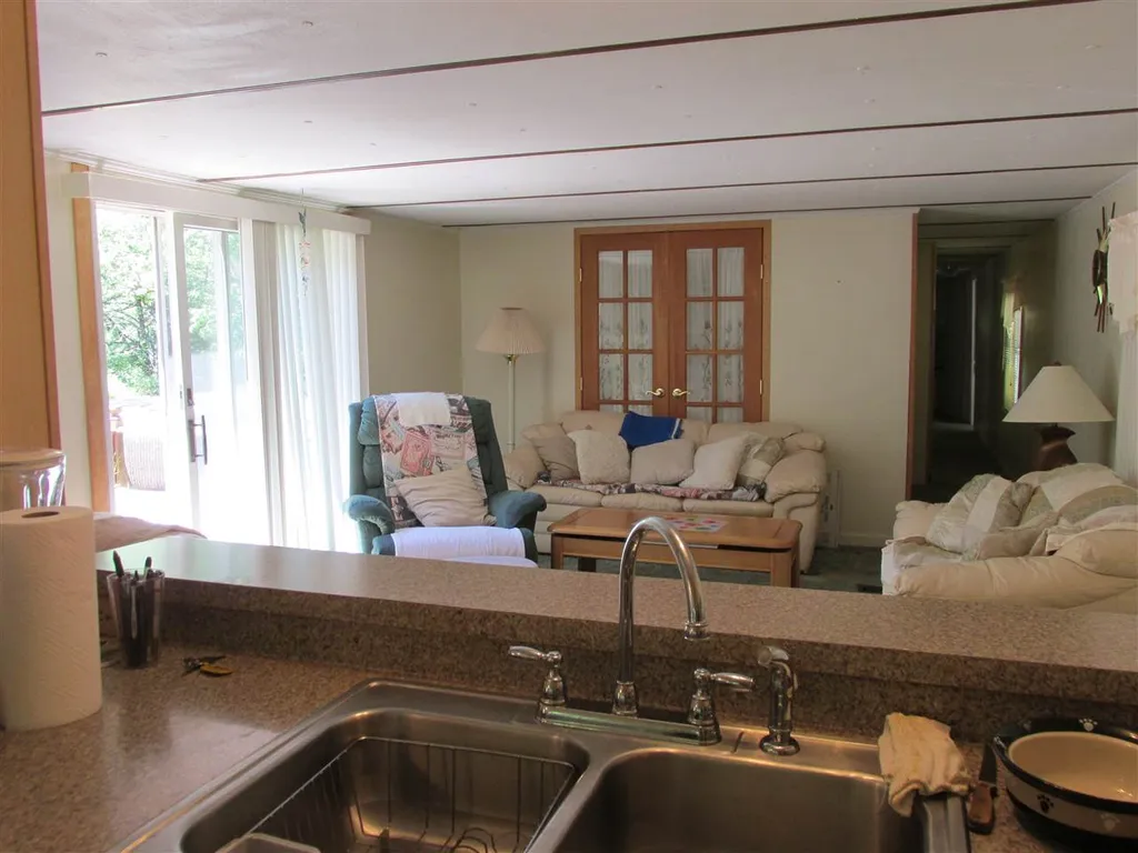 2433 Tatnic Road Wells ME 04090
