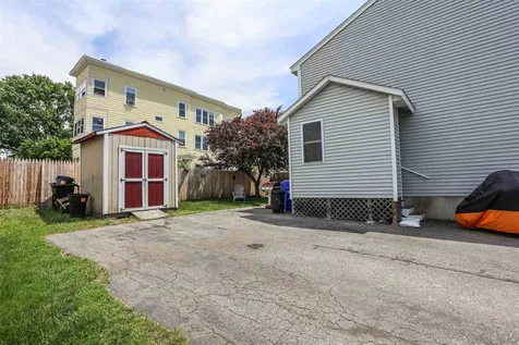 8 Oliver Street Manchester NH 03103