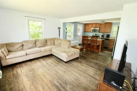 16 East Chamberlain Road Merrimack NH 03054