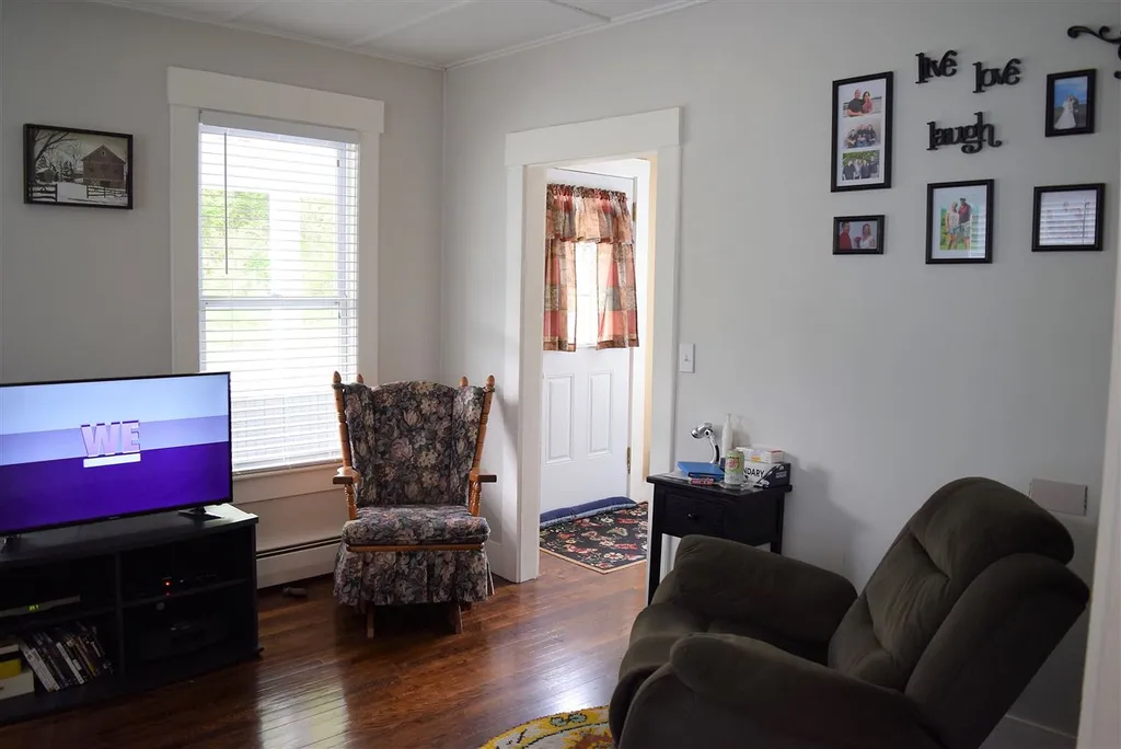 7 Water Street Lancaster NH 03584