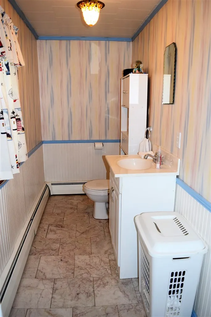 7 Water Street Lancaster NH 03584
