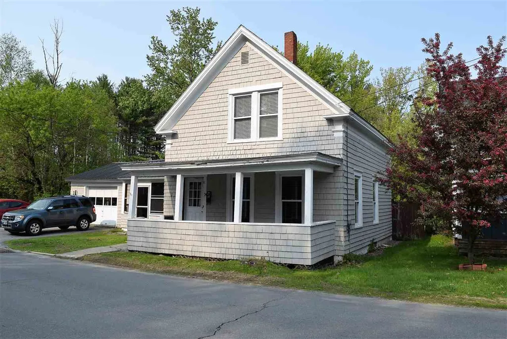 7 Water Street Lancaster NH 03584