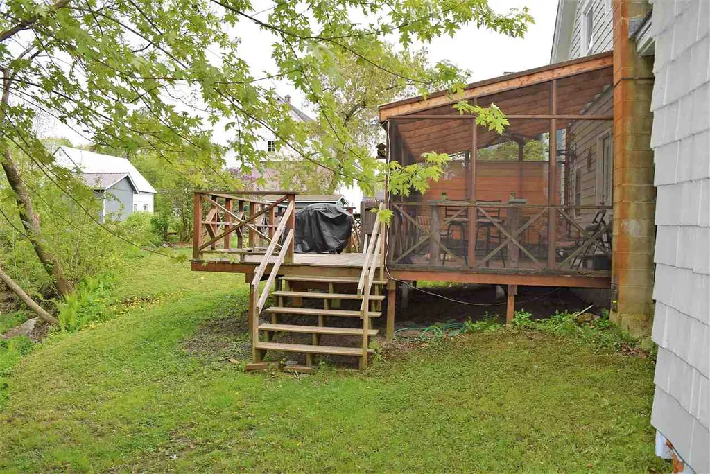 7 Water Street Lancaster NH 03584
