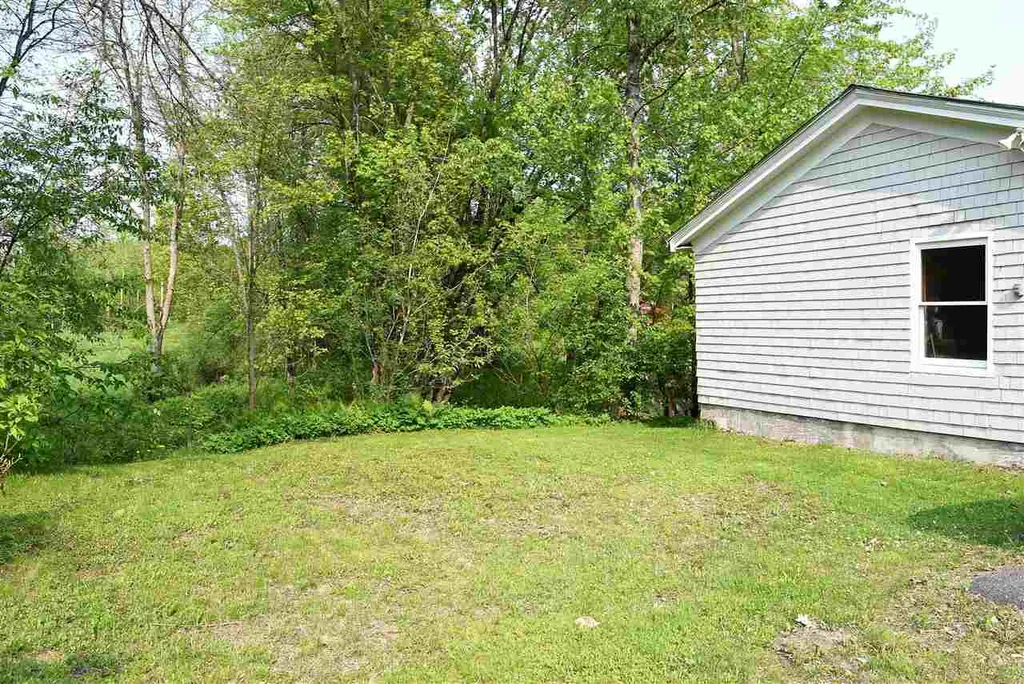 7 Water Street Lancaster NH 03584